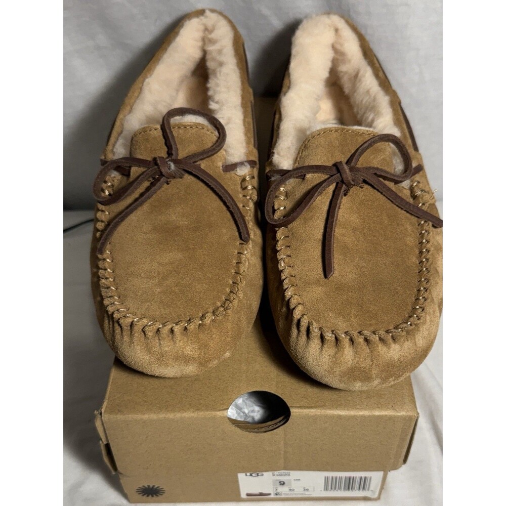 NEW NIB UGG Dakota Chestnut Suede Fur Slippers Womens Size 9 Brown Slip Ons - Picture 4 of 8